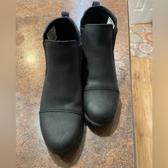 Black Sorel Evie Pull On - Picture 7 of 7